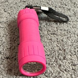 Ozark Trail 9 Bulb LED Flashlight Pink New